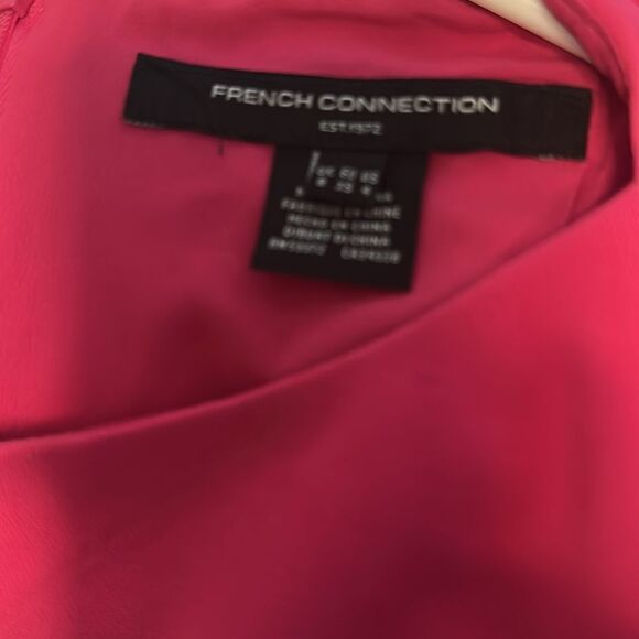 French connection, Elegant Pink Sleeveless Boat-Neck Dress size 4 new condition. - Picture 10 of 10
